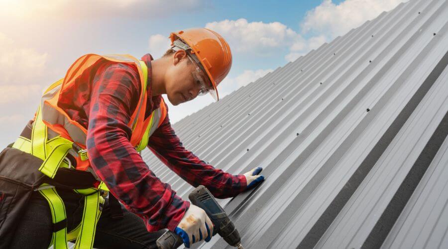 GAF certified roofer in West Newton, IN